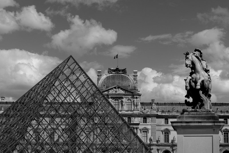 LOM_46110001_1.JPG - Paris Louvre